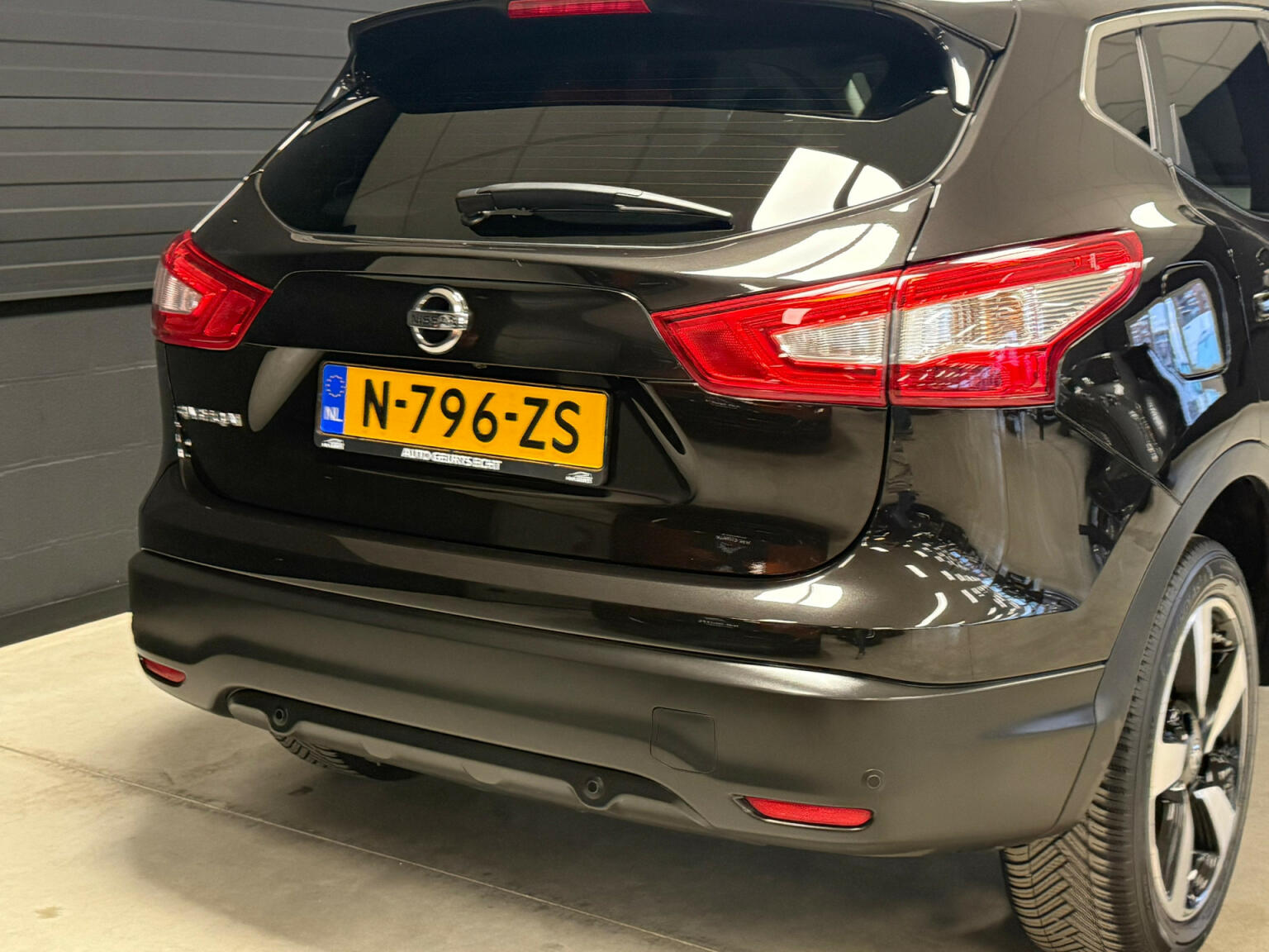 Nissan-QASHQAI-4